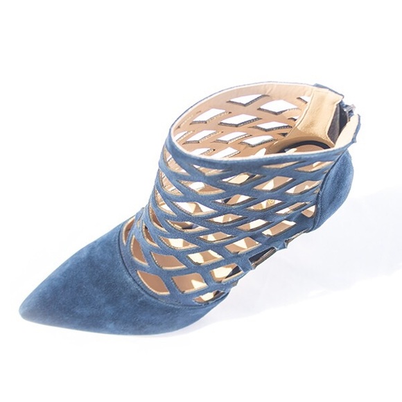 Lattice Stiletto Bootie - Picture 6 of 6